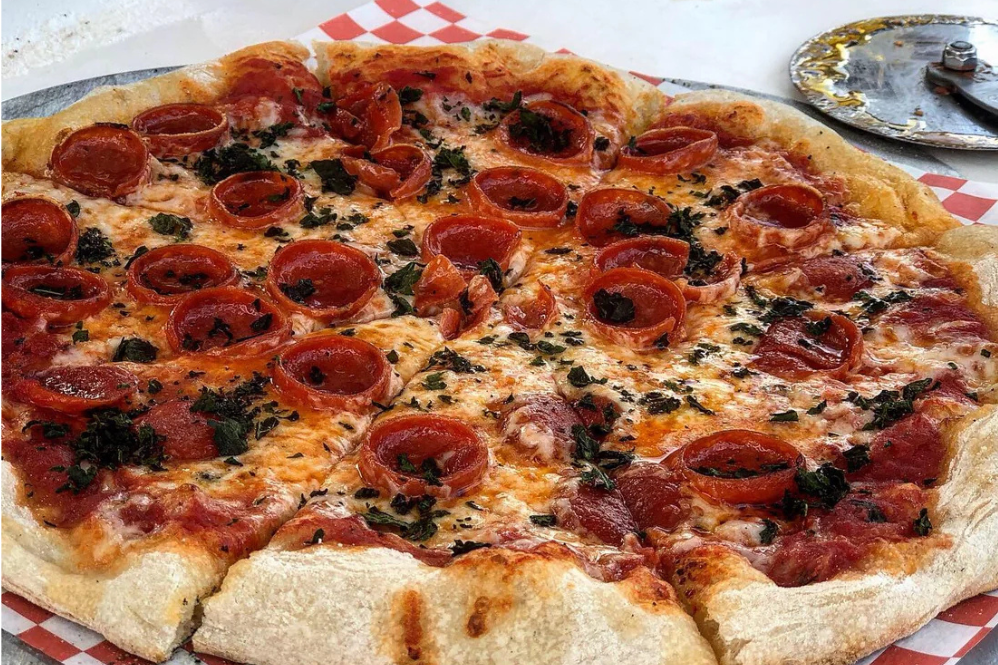 Everyday Classic Pepperoni feat. Urban Slicer Pizza Worx | Grill