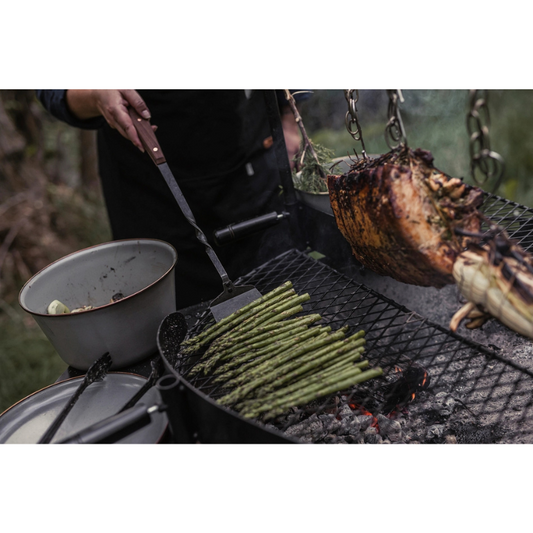 Extra-Long Cowboy Grill Spatula by Barebones (24")