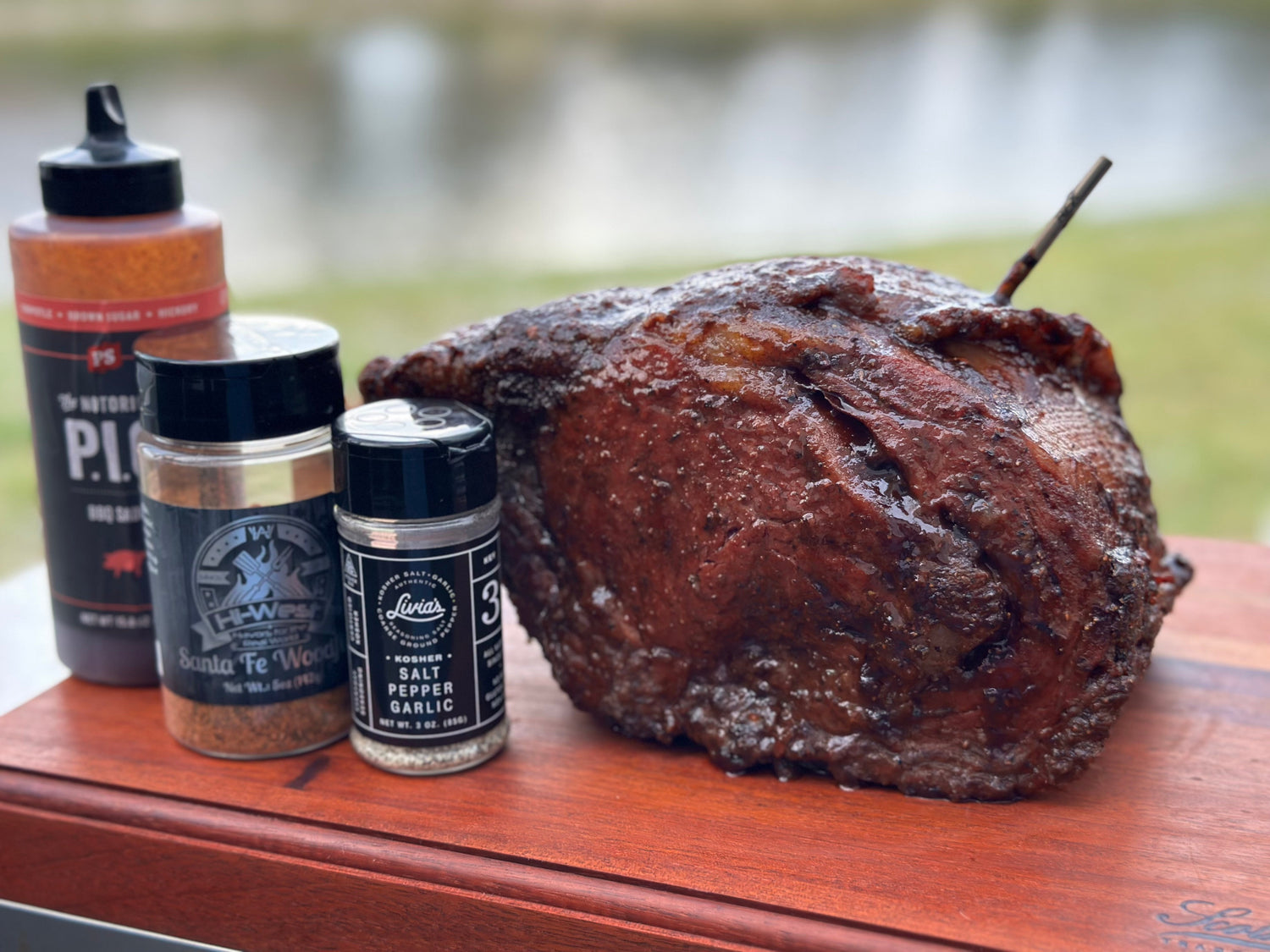 Smoked Prime Rib with Horseradish Sauce