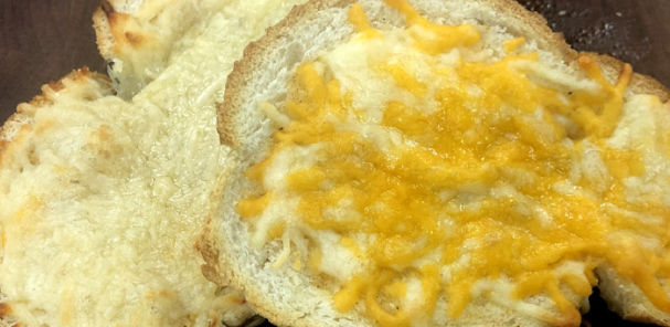 Creole Butter Garlic Bread