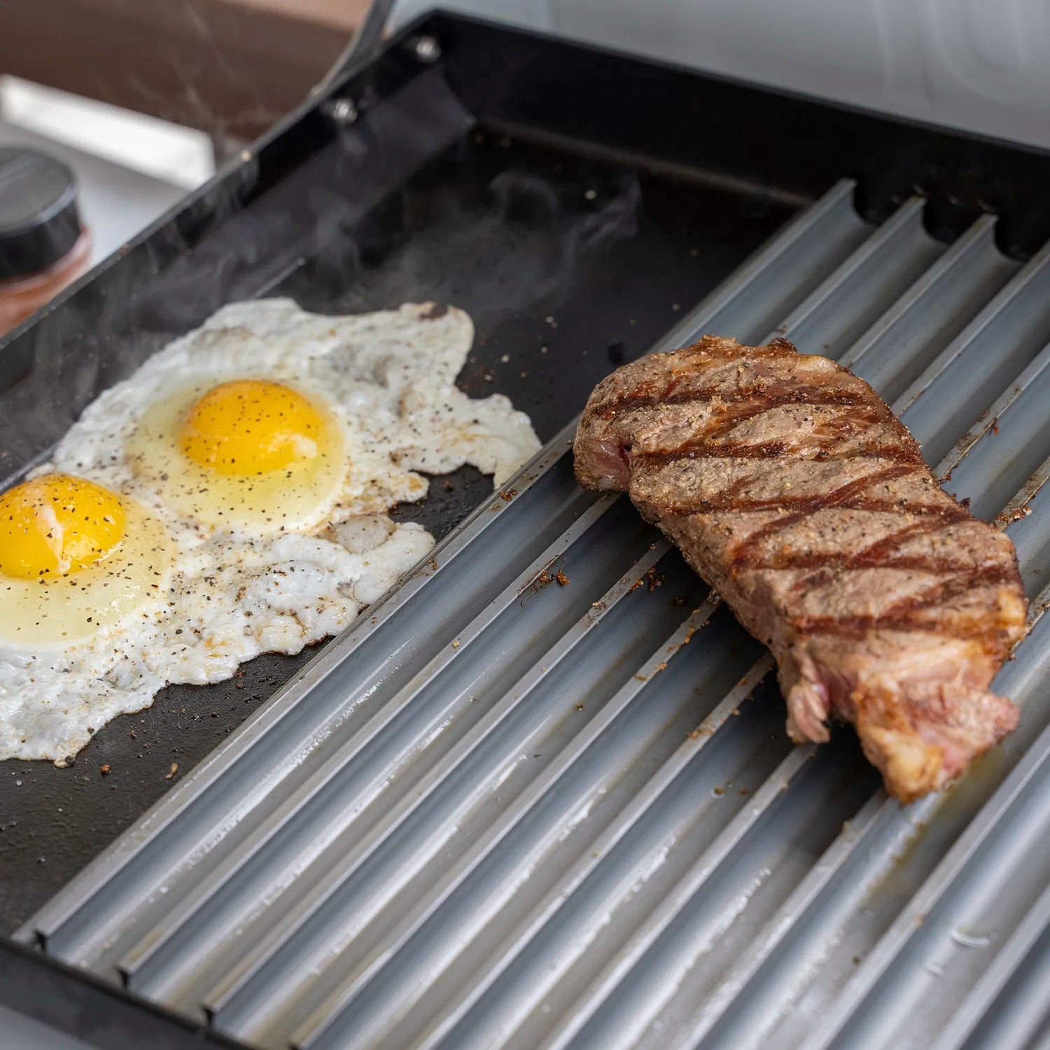 15” Sear’NSizzle® GrillGrate for Flat Top Griddles