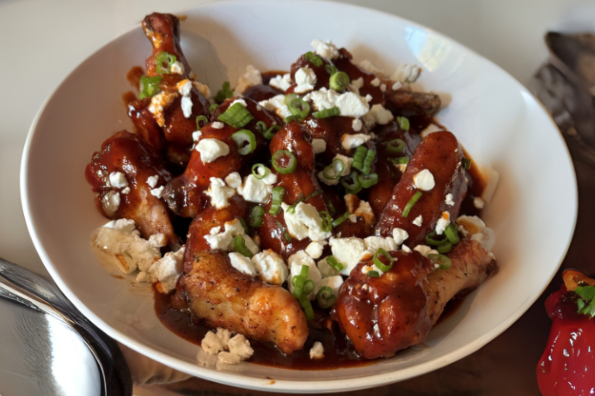 Be My Wingman BBQ Box - Chicken Wing Sauce, Rub & Recipe Bundle