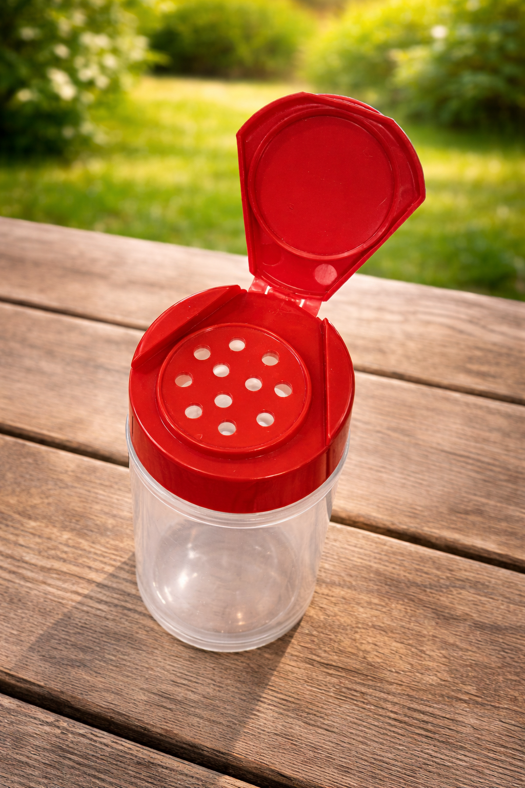 4 oz Reusable Plastic Spice Shaker